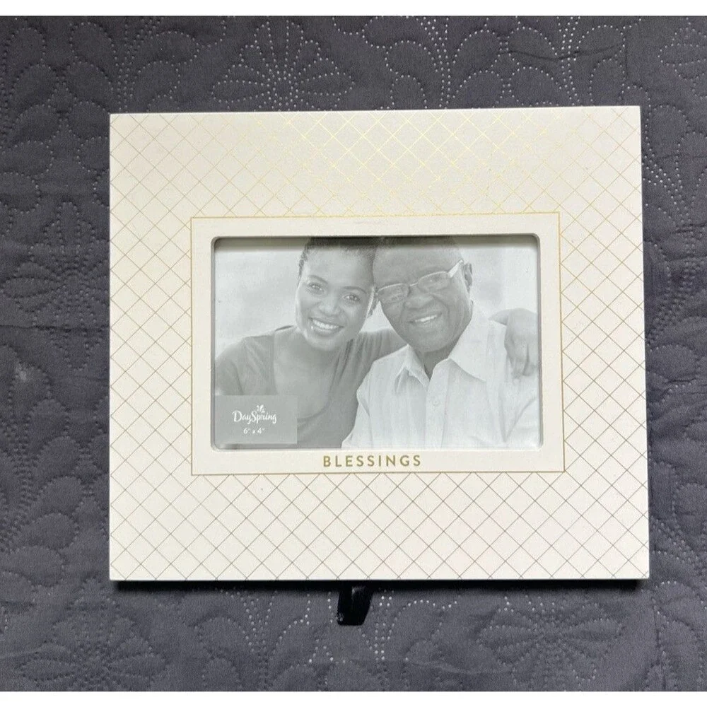 Daysprings Blessings Wooden Inspirational Photo Frame White Gold Home Decor Gift